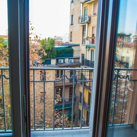 Adelaide Central Apartment Милан Экстерьер фото